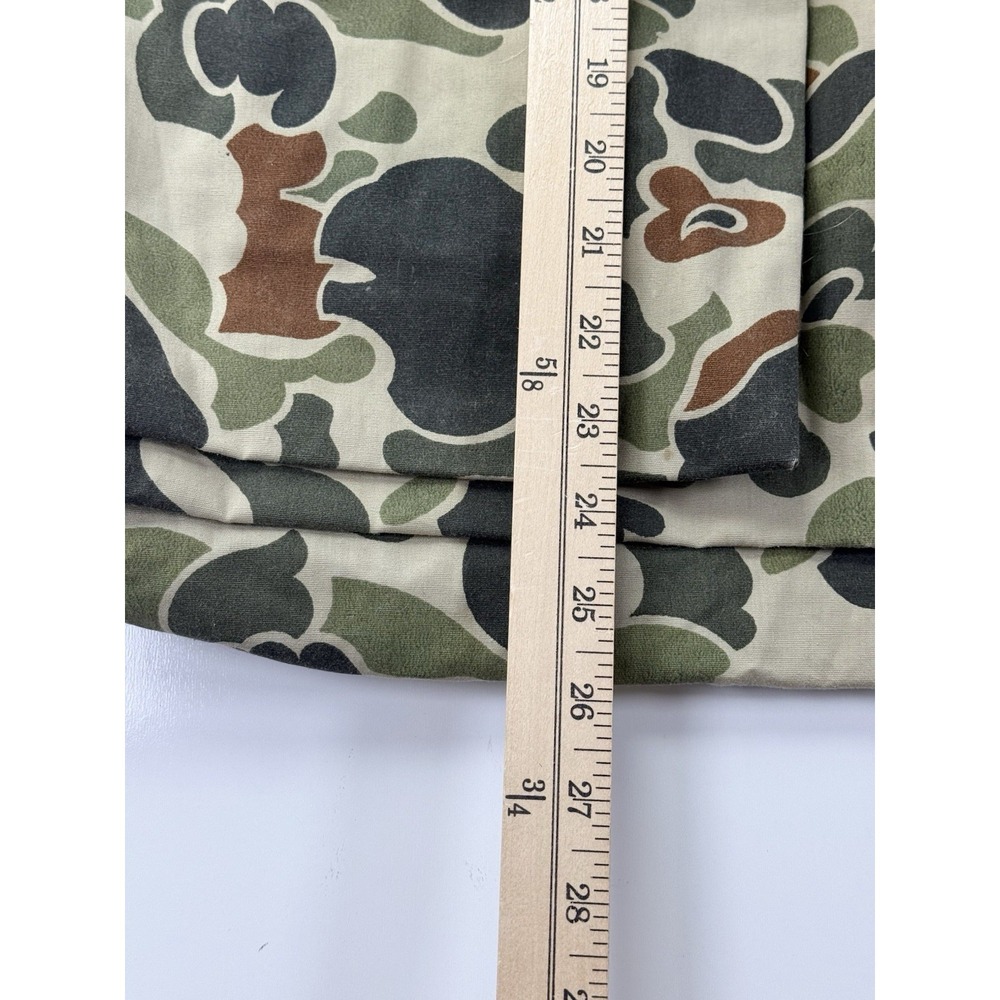 10X Camo Hunting Vest Mens Large 42-44 outdoor gear utility pockets Full Zip USA - Picture 6 of 10